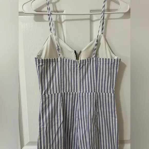 Main strip striped cropped jumpsuit - Picture 5 of 9